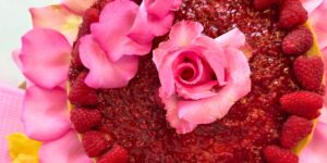 Vegan Cashew Cheesecake Cake with Raspberry Chia Jam and Gluten-Free Pie Crust