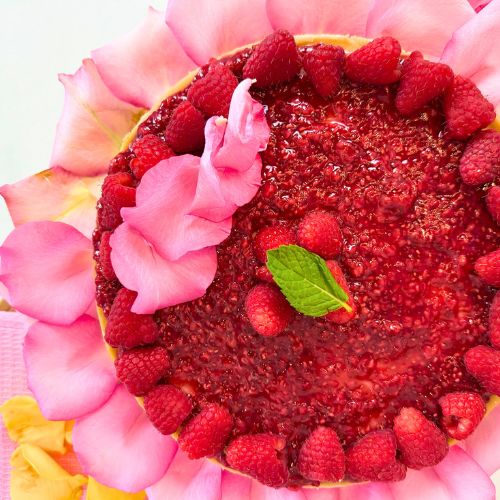 Vegan Cashew Cheesecake Cake with Raspberry Chia Jam and Gluten-Free Pie Crust