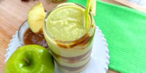 Vegan Caramel Apple Smoothie