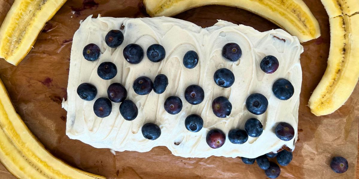 Vegan Cream Cheese Frosting - Christine Avanti